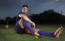 华体会下载|携手顶流男歌手，决胜巅峰开启体育电竞跨界新纪元