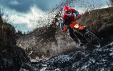 华体会体育-新王加冕，传奇延续，2025金球奖盛典，登贝莱登顶，亚马尔再创历史