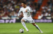 华体会下载：中国足协官宣大连人队递补2022中超联赛，联赛格局迎意外转折