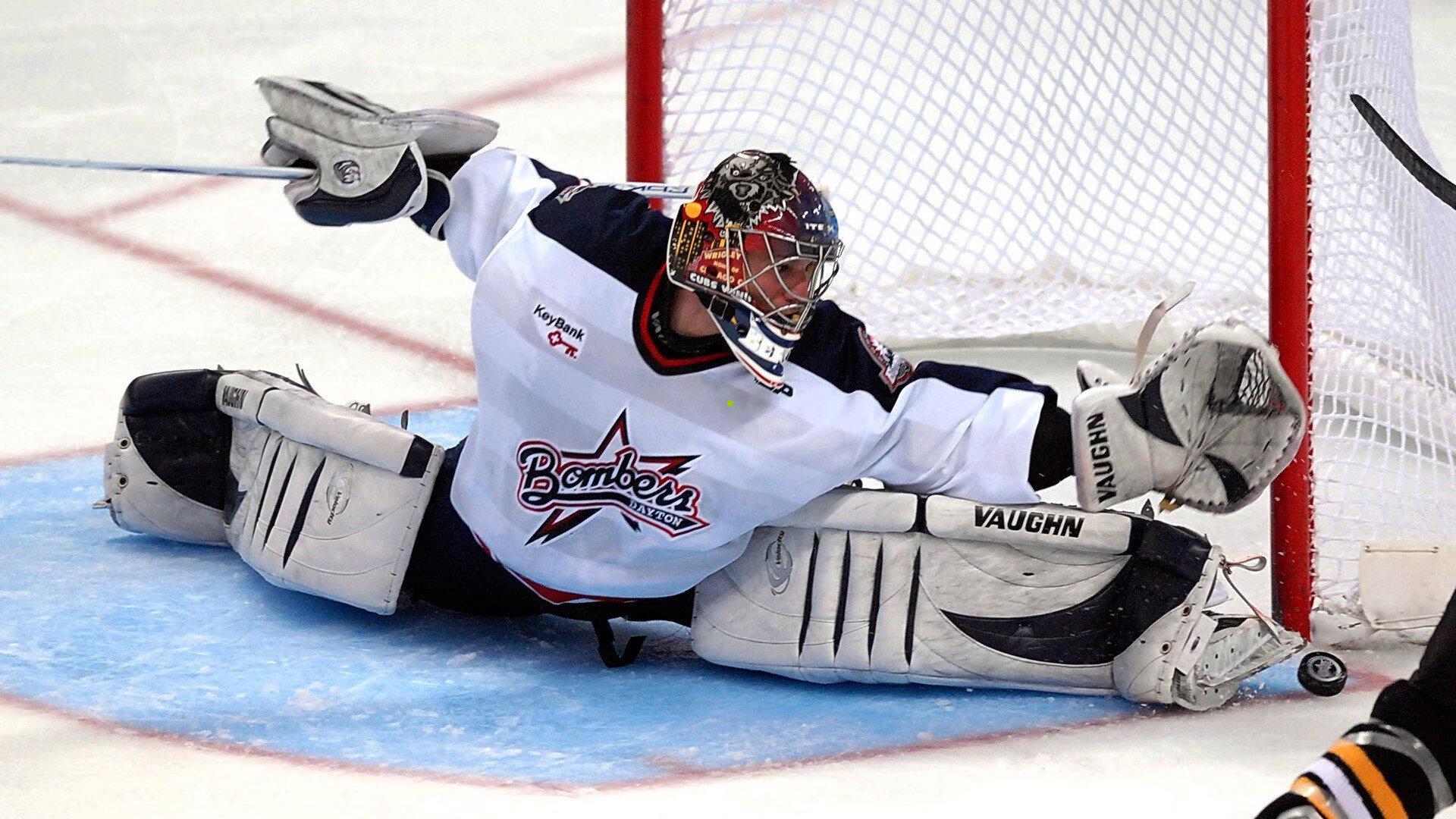 放手一搏？勇士博主提出震撼交易方案，三员大将与两首轮签换取波特