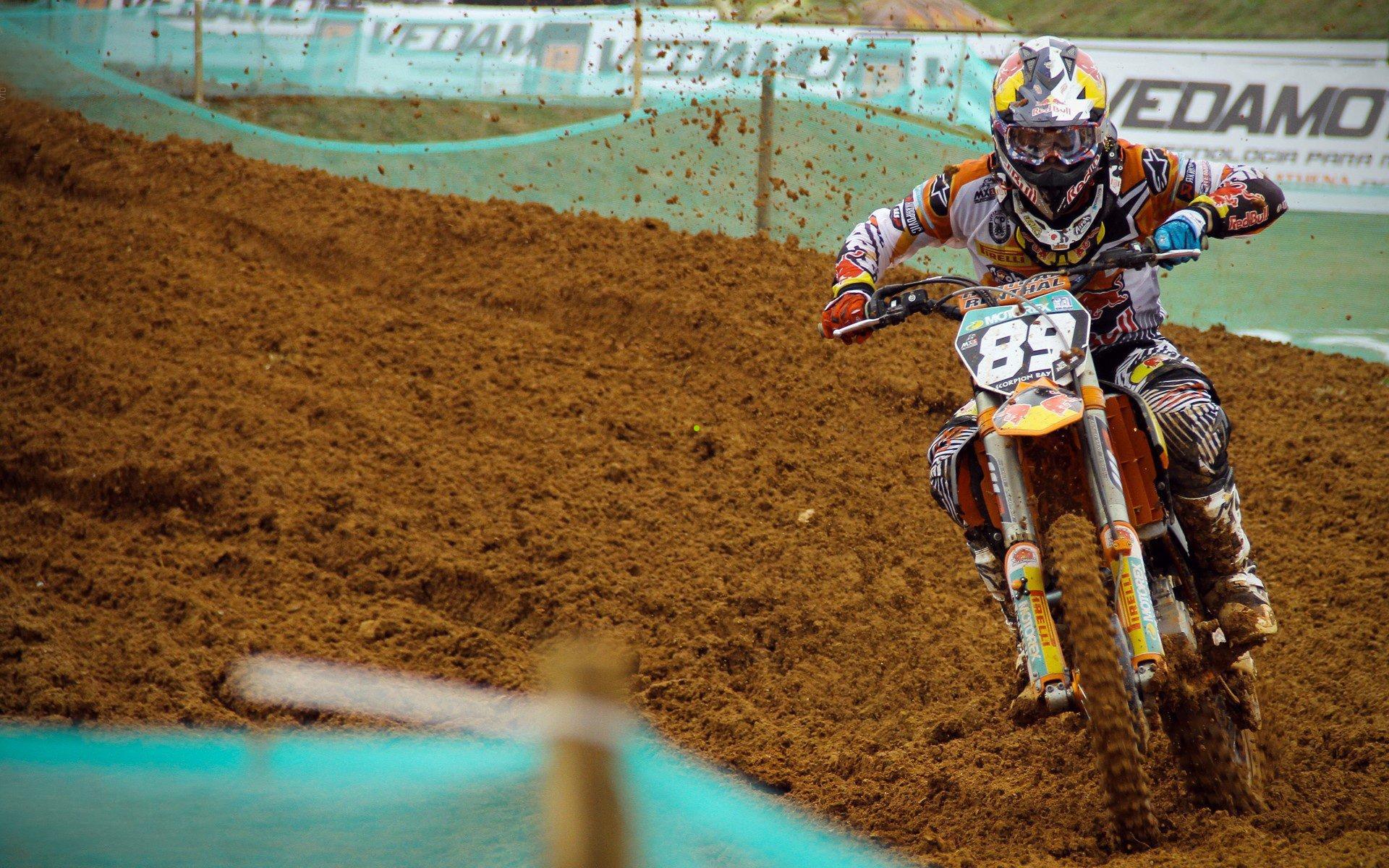 拜仁后防喜讯，金玟哉伤情乐观，周末联赛或火线复出迎战不莱梅